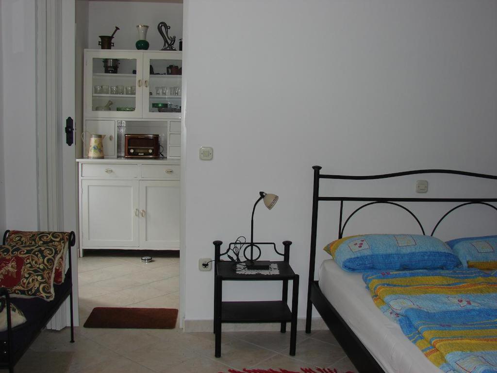 Villa Bruna Apartments Rab Town Esterno foto